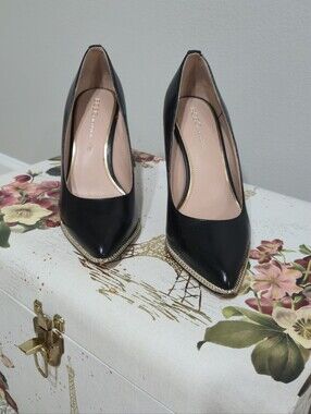 BCBGeneration Leather Black Pointed Toe Heels